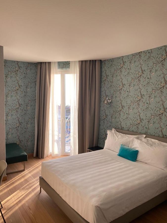 לידו די קאמאיורה Hotel Medusa מראה חיצוני תמונה
